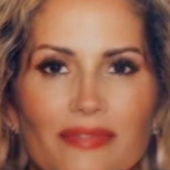 Meet your Posher, Lucy - Picture 1 of 1